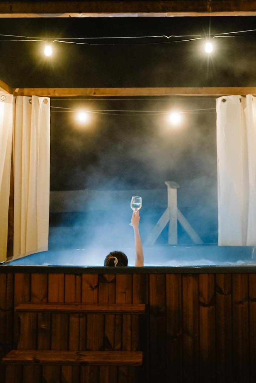 Sarnia Laka Domek 1 Z Prywatnym Jacuzzi Stronie Slaskie Ngoại thất bức ảnh